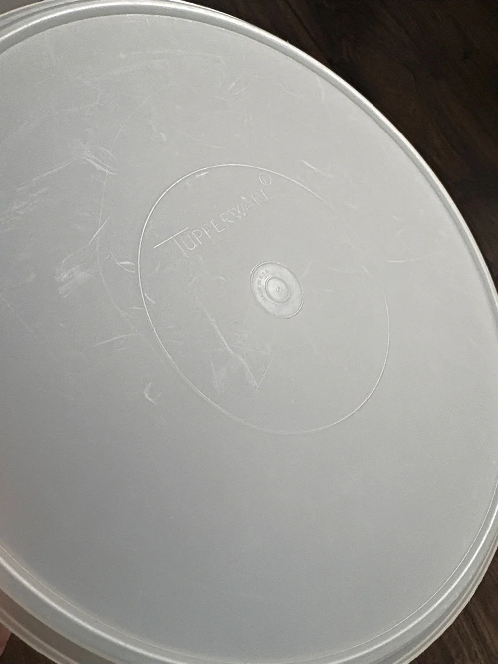 TUPPERWARE 12
